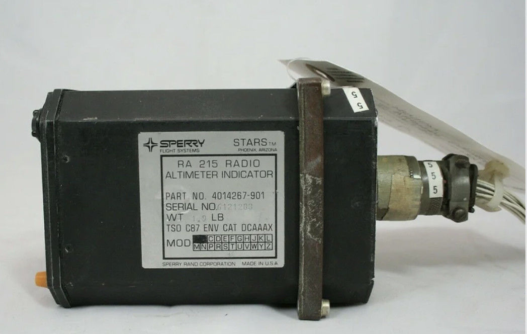 BTSTC ARINC 600 Monté 28 VDC Altimètre d'avion 2,5 lb Poids 1 pied Résolution